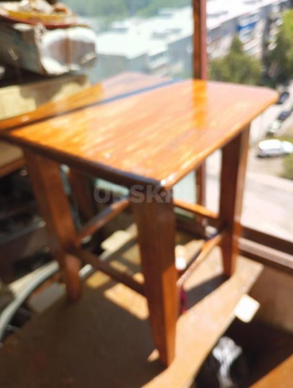 Продам табуретки двух размеров чистое дерево цвет по заказу лак высота 45 и 30 см сиденье 35 см - Орск