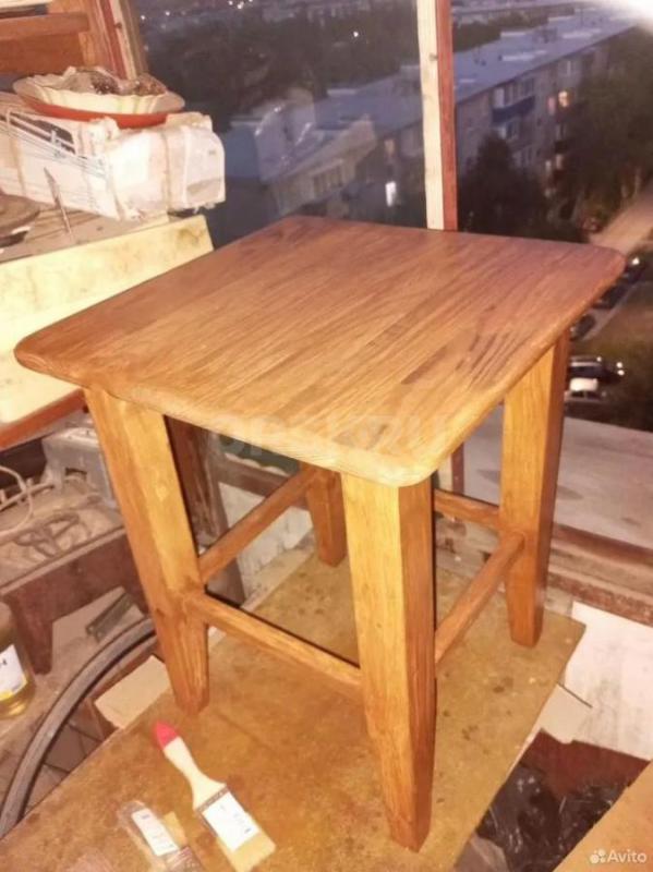 Продам табуретки двух размеров чистое дерево цвет по заказу лак высота 45 и 30 см сиденье 35 см - Орск