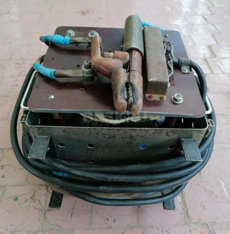 Продам трансформаторный сварочный аппарат 220/380 В, варит электрод 2-5 мм. - Адамовка