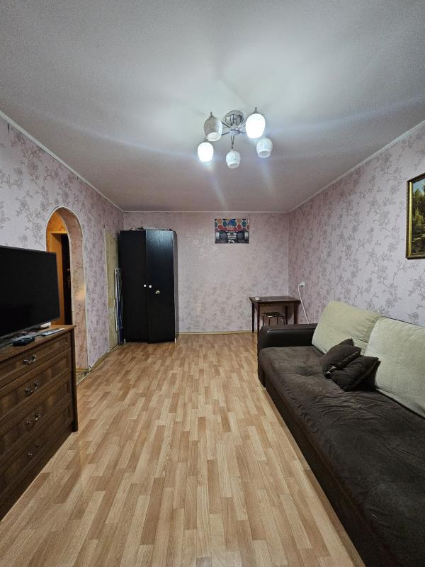 🌟 Продается уютная однокомнатная квартира в сердце Новотроицка! 🌟

📍 Адрес: микрорайон проспект Мета - Новотроицк