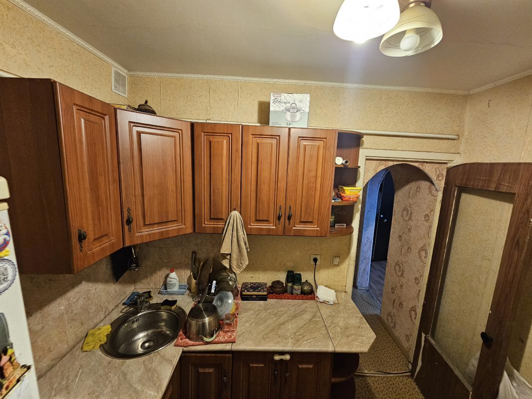 🌟 Продается уютная однокомнатная квартира в сердце Новотроицка! 🌟

📍 Адрес: микрорайон проспект Мета - Новотроицк