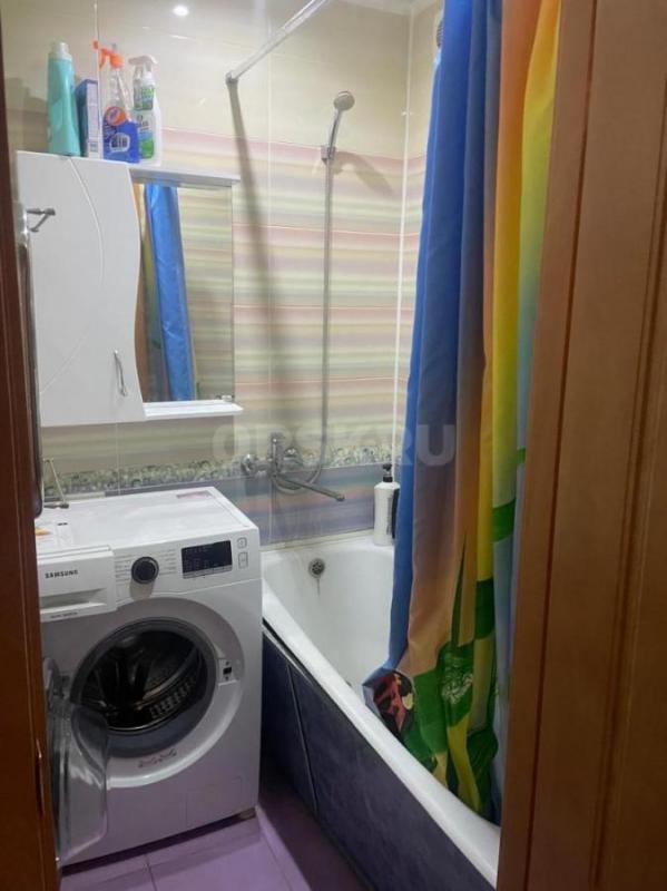 Сдаю двухкомнатную квартиру на Васнецова полностью оборудована новый мебелью новой техникой 
Отдель - Орск