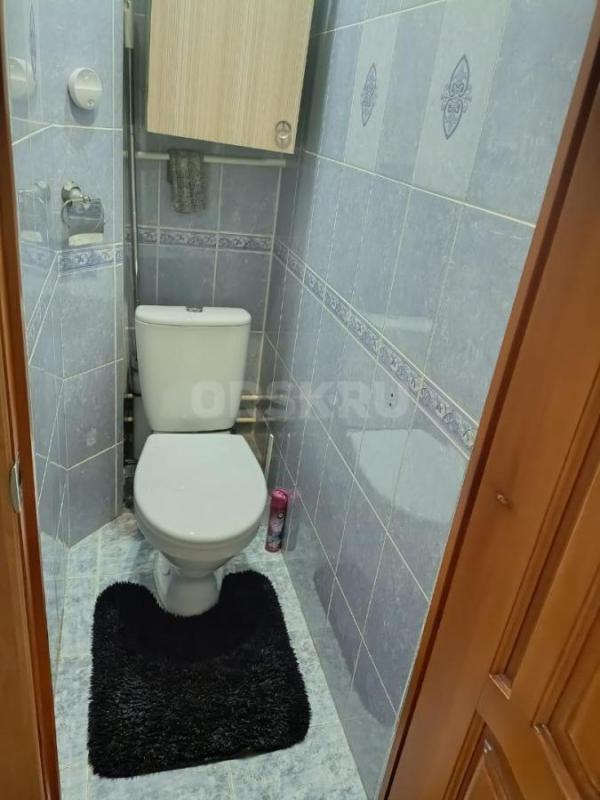 Сдам 3-х комнатную квартиру ,порядочным ,платёжеспособным людям,только на длительный срок,арендная о - Орск