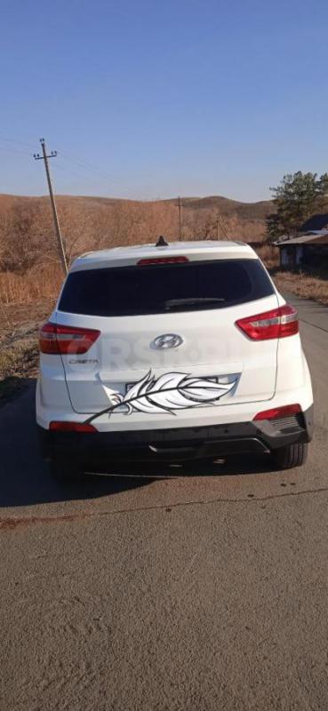 В отличном состоянии продам Хендай Крета
Чистый ухоженный салон,новая резина,1 хозяин 
Состояние с - Орск