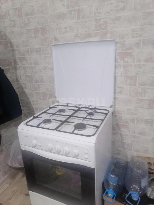 Продам газовую плиту в хорошем состоянии - Орск