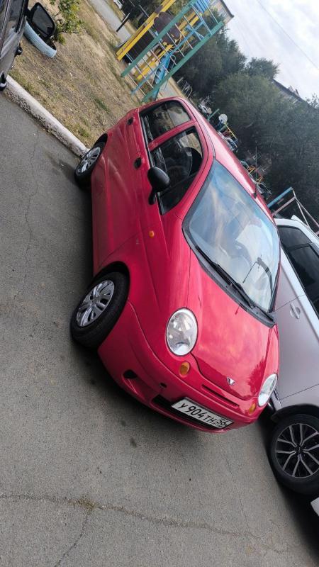 Продаю машину на уверенном ходу во владение 5 лет управляла девушка очень аккуратно , есть гидроусил - Новотроицк