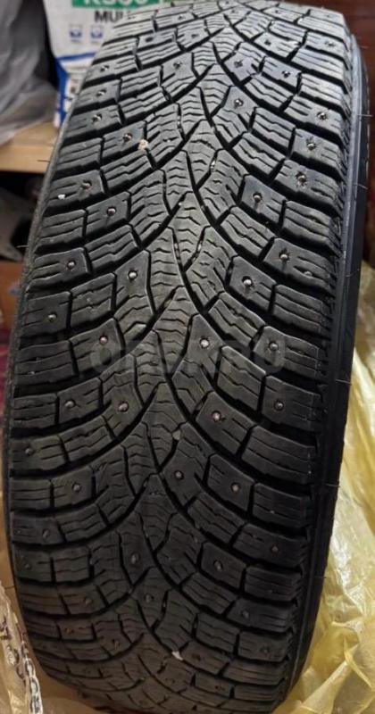 Продам комплект зимней резины Triangle 215/60 R17 в хорошем состоянии. - Орск