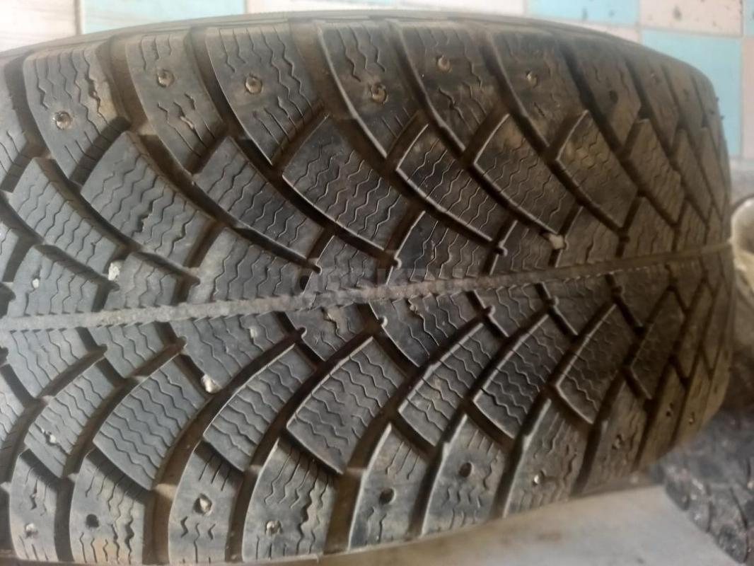 Продам комплект калес зима , диски под покраску , а так ровные , резина гудричь 205*55*16 стояли на - Орск