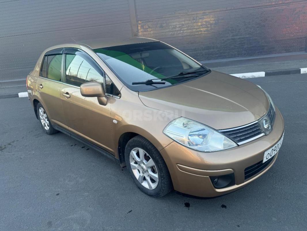 Ниссан Тиида 2007 года комплектация комфорт 
бесключевой допуск 
Климат контроль 
бесключевой зап - Орск