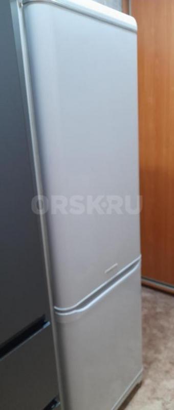 Продам холодильник ARISTON б/у, в хорошем состоянии, 2х-камерный, 2 движка, высота 185см, ширина 60с - Орск