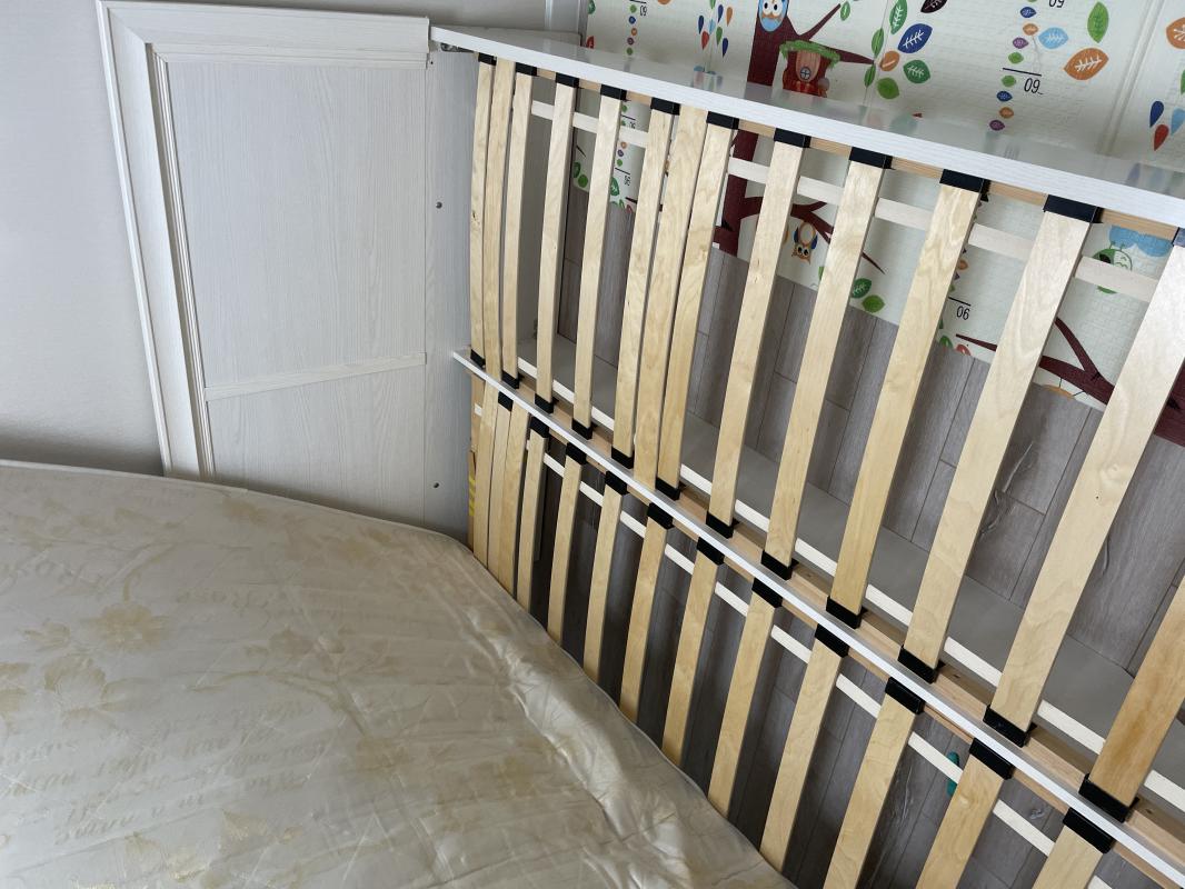 Продам кровать в хорошем состоянии спальное место 140х200. - Новотроицк