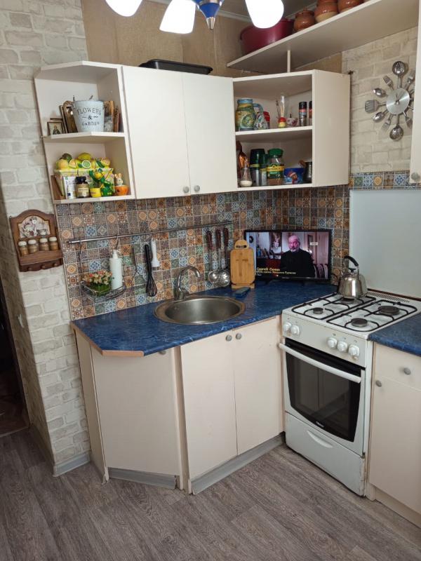 Продаётся уютная трехкомнатная квартира площадью 61.1 квадратных метров на пятом этаже пятиэтажного - Новотроицк