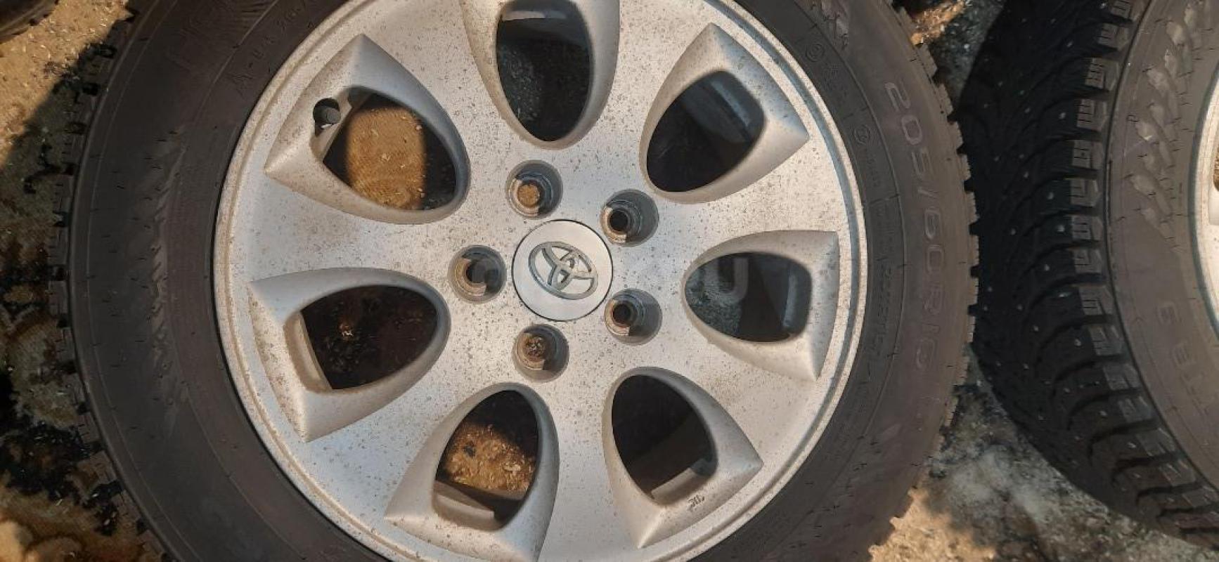 Литьё в хорошем состоянии r16 5х114,3 - Орск