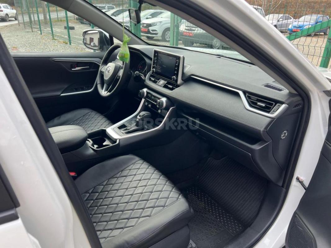 Продаётся Toyota RAV4, 2020 в идеальном состоянии 
1 собственник кузов в родном окрасе! - Орск
