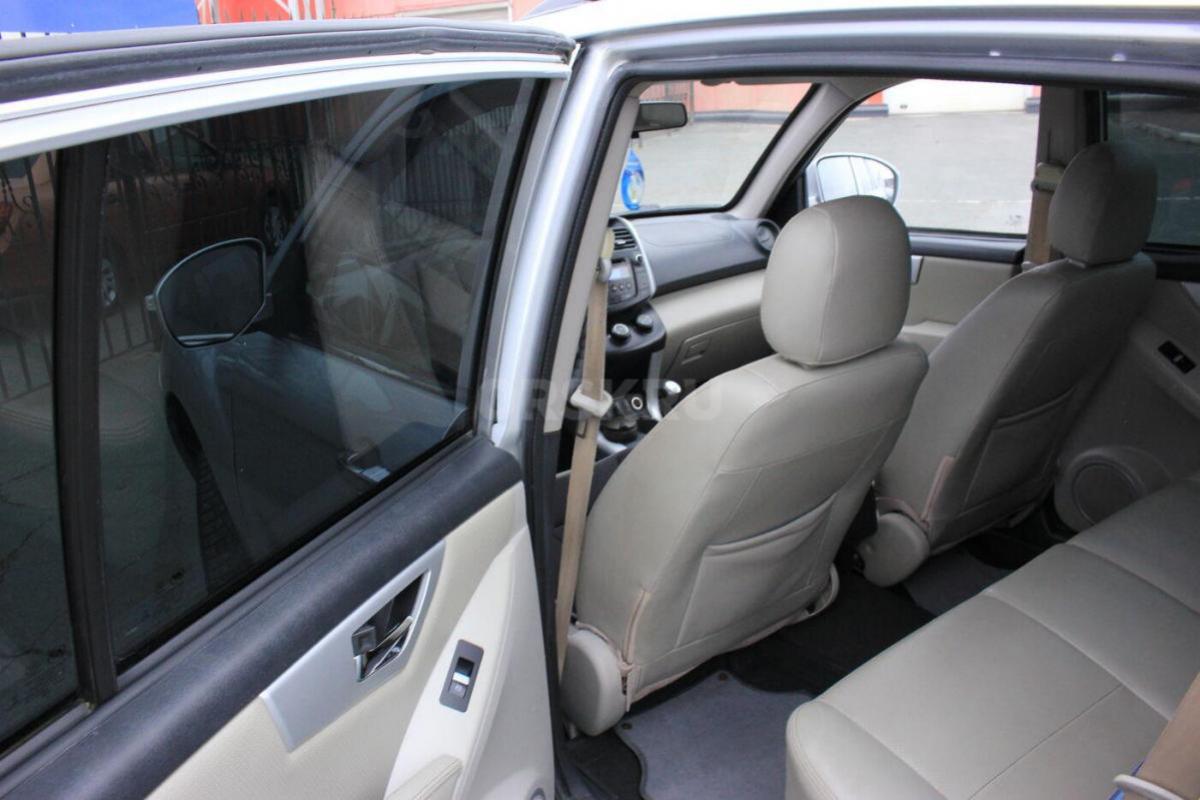 Lifan X60 I поколения 2013 года — практичный внедорожник с пятидверным кузовом, который подойдёт как - Орск