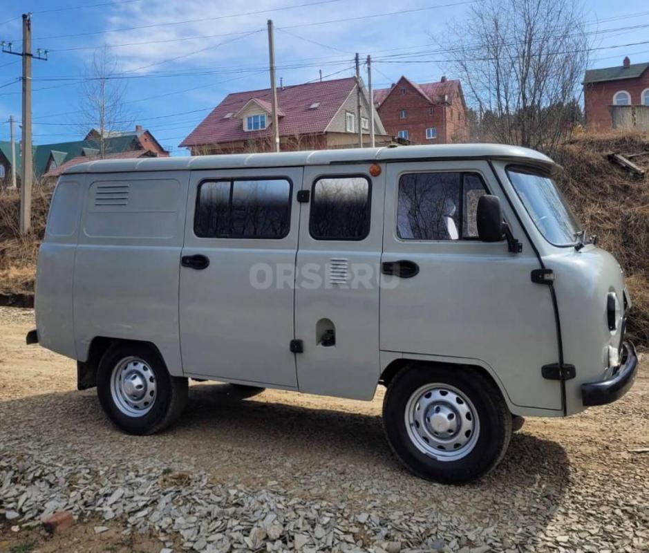 Срочно продам УАЗ Буханка 2010
 года, 2.7 Инжектор, пробег 61 тысяч, в хорошем состоянии. - Адамовка