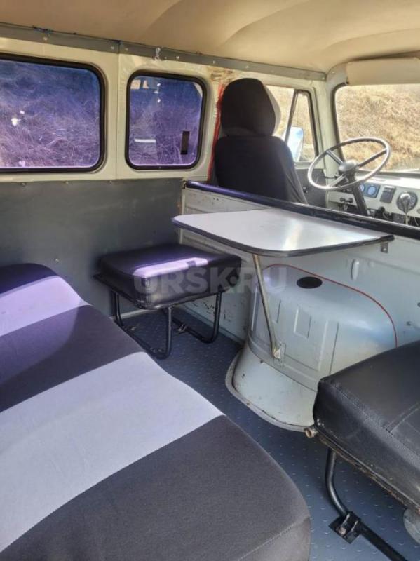 Срочно продам УАЗ Буханка 2010
 года, 2.7 Инжектор, пробег 61 тысяч, в хорошем состоянии. - Адамовка