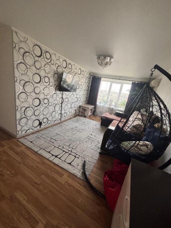 Предлагаем вашему вниманию уютную Трехкомнатную квартиру в хорошем районе города (за магазином Дизай - Орск