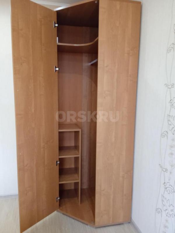 Шкаф угловой в отличном состоянии. - Орск