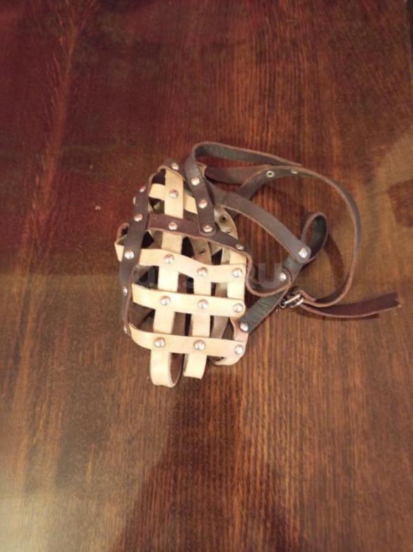 Продам намордники кожаные на крупную собаку. 300-500о. - Орск