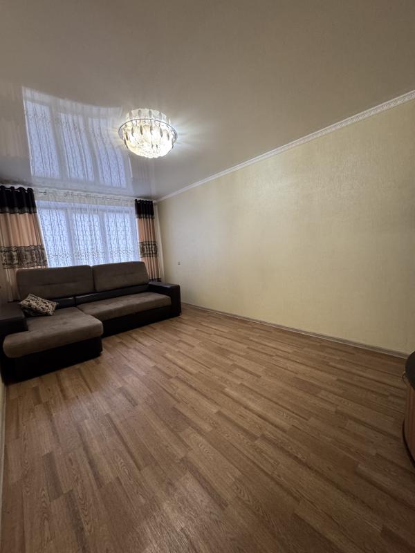 Трехкомнатная уютная квартира
Улучшенной планировки
Новотроицк, пр. - Новотроицк