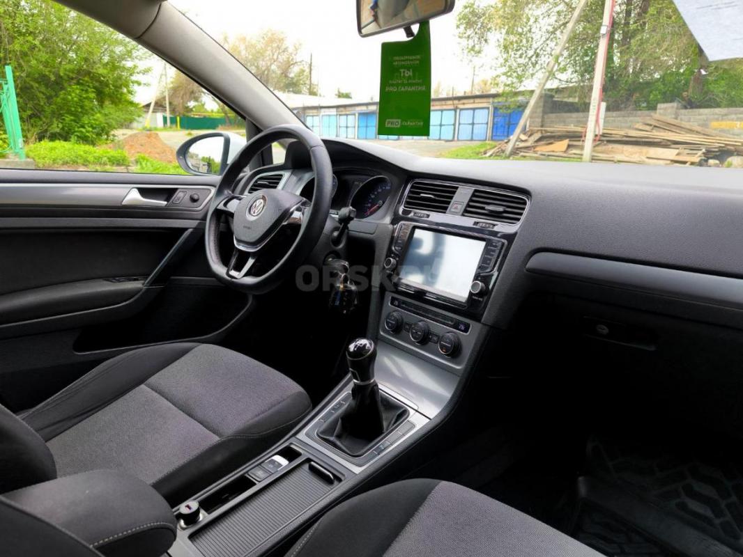 2 Собственника
 Экономичный двигатель 
 Богатая комплектация 
 Юридически чист 
 Полный комплект - Орск