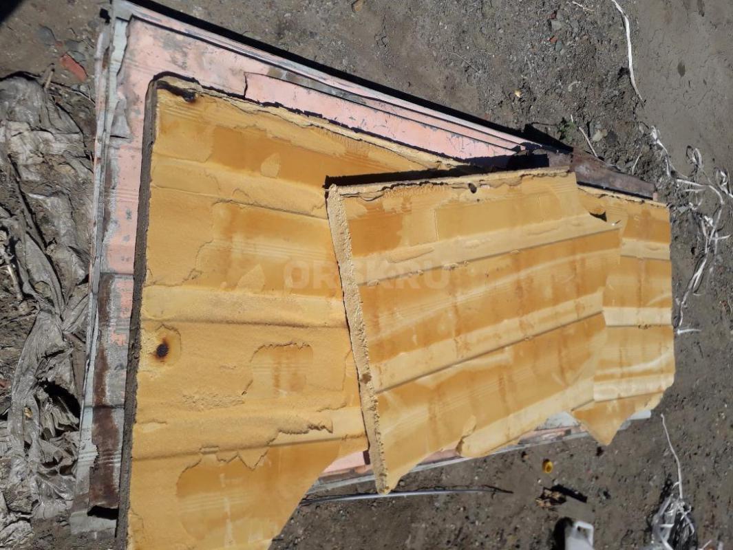 Пенопласт 
Размеры, см: 98×48×29, 400руб.
100×64×29, 500руб.
95×51×21, 400руб. - Орск