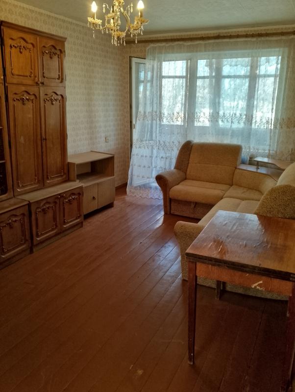 Сдам в аренду 2 комнатную квартиру на длительный срок, цена 15 - Новотроицк