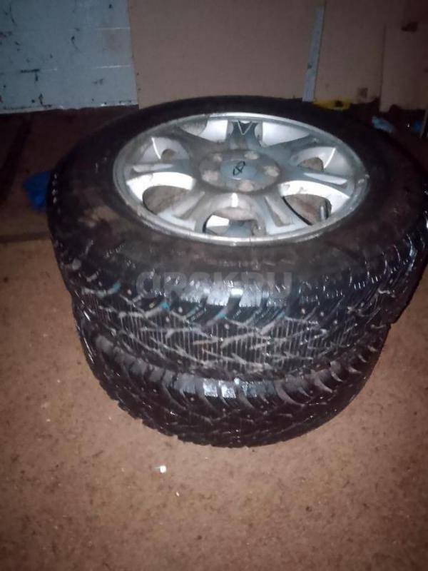 Продам зимнюю резину новая, на оригинальных дисках черри 16радиус,разболтовка 5*114.3 - Новоорск