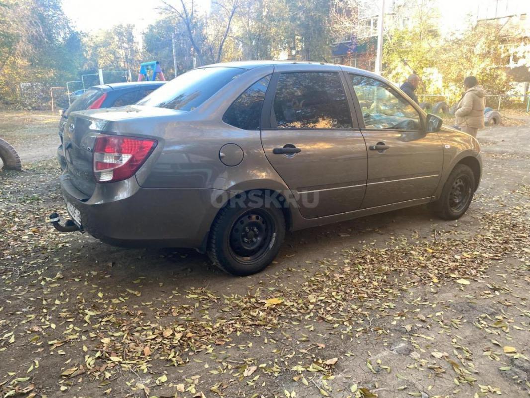 Продам гранту 2018 года. 1 хозяин, не бита не крашена. - Орск