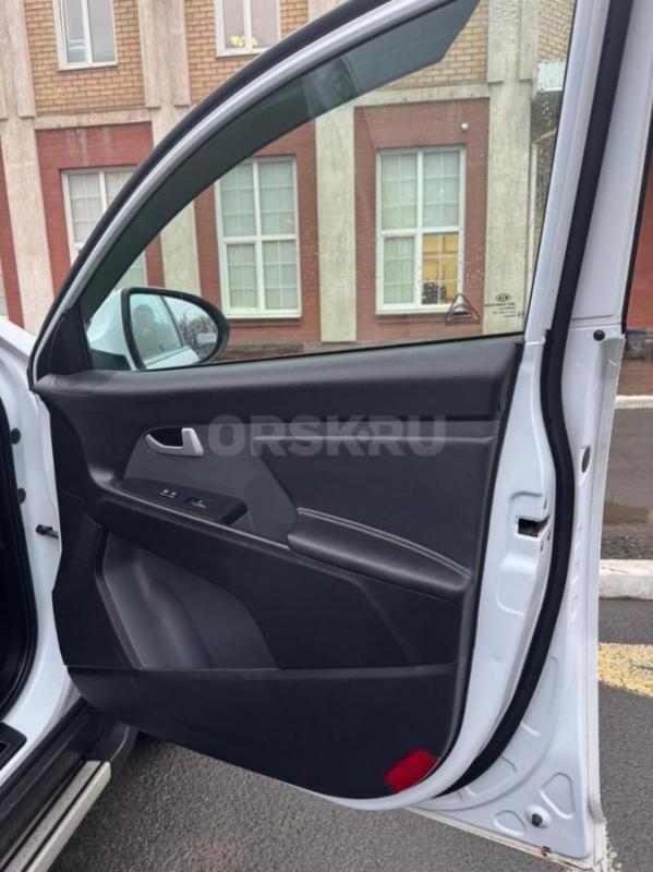 Продам КIA SPORTAGE, 2.0, AТ.2011г, пробег 170,
объем двиг2л, автомат , 150л.с, бензин, передний пр - Орск