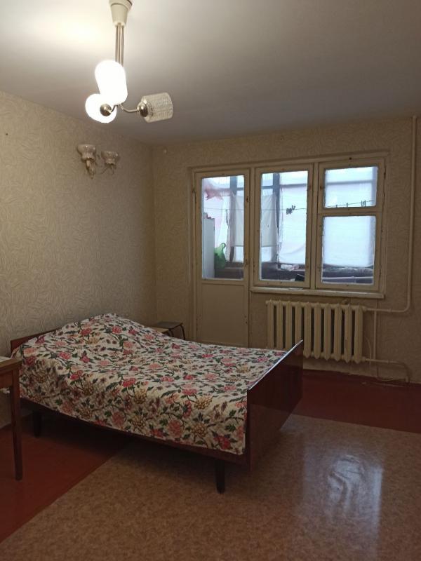 Продается 2-комнатная квартира  ,по адресу: г. - Новотроицк