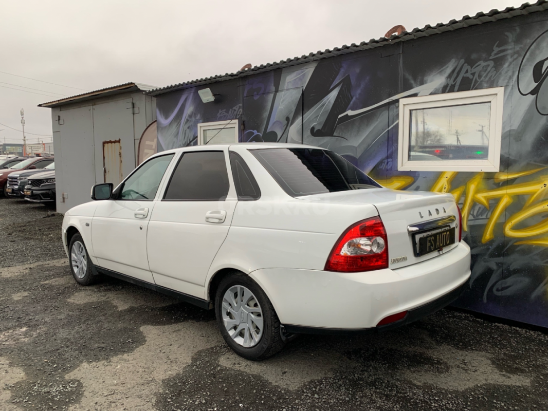 В продаже Lada Priora 2013 года. - Орск