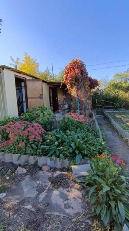 Продам уютную дачу в районе гипермаркета Лента( ЮУМЗ 6)
Незатопляемая зона! - Орск