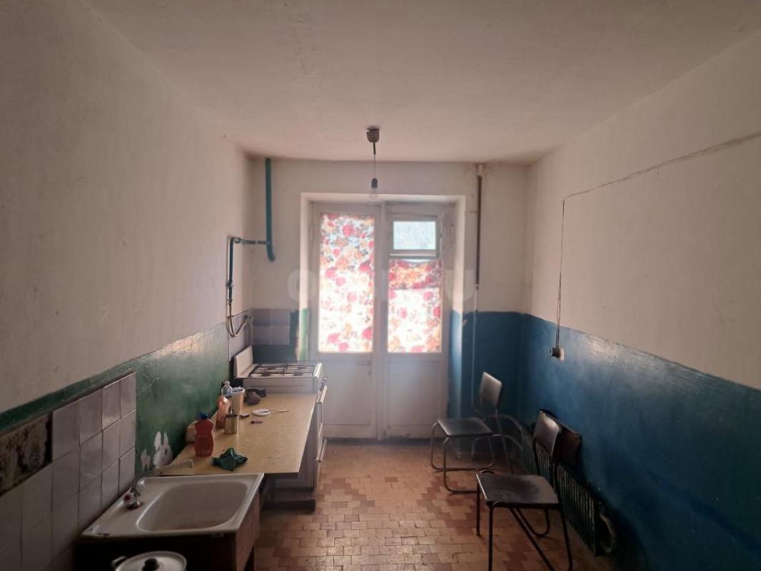 Продаются две светлых уютных комнаты в кирпичном доме на ул. - Орск