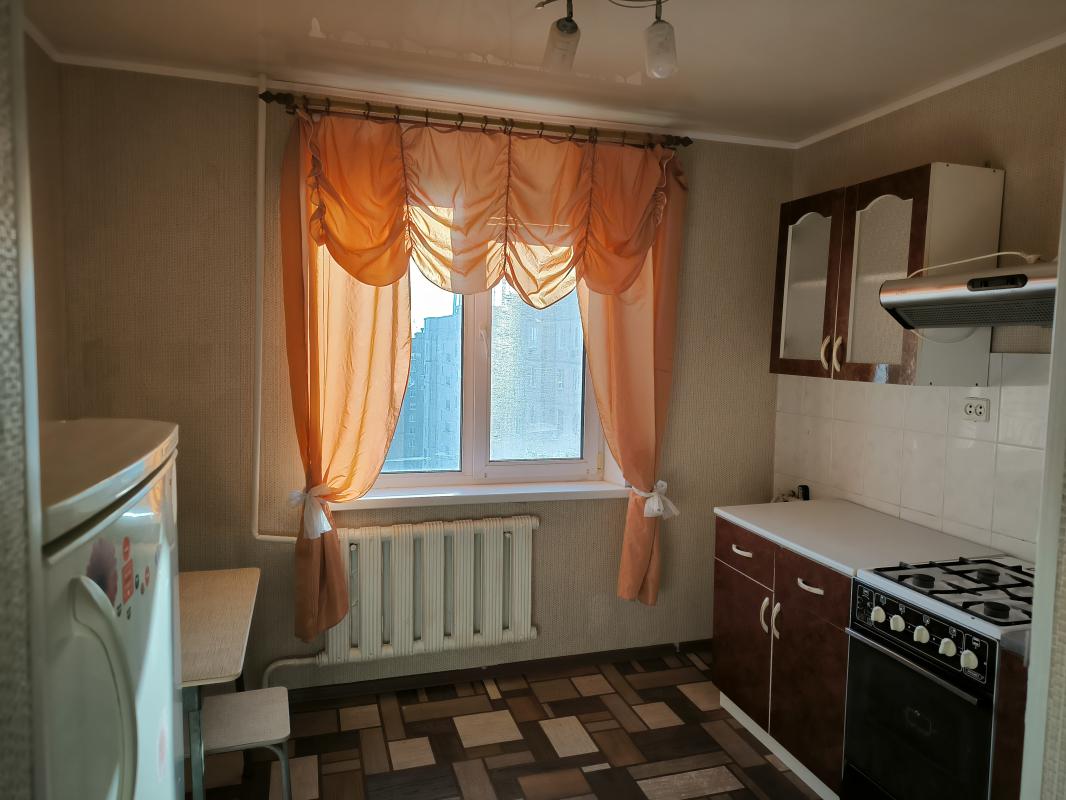 Сдам 1-комнатную квартиру. 9 этаж, лифт новый. - Новотроицк