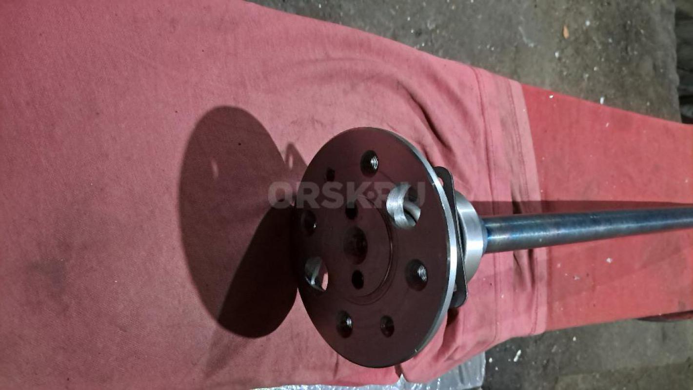 продам полуось на иж ода правую (короткую) новую, производство ижавто. - Орск