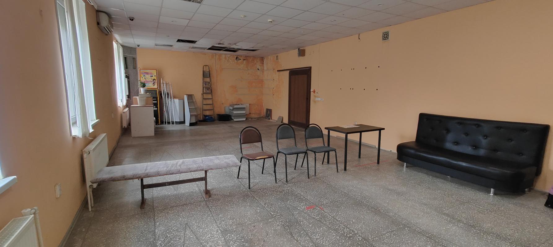 Продаётся доходное отдельно стоящее здание 240 м² с землёй в собственности в ЦЕНТРЕ города Ясный! - Ясный