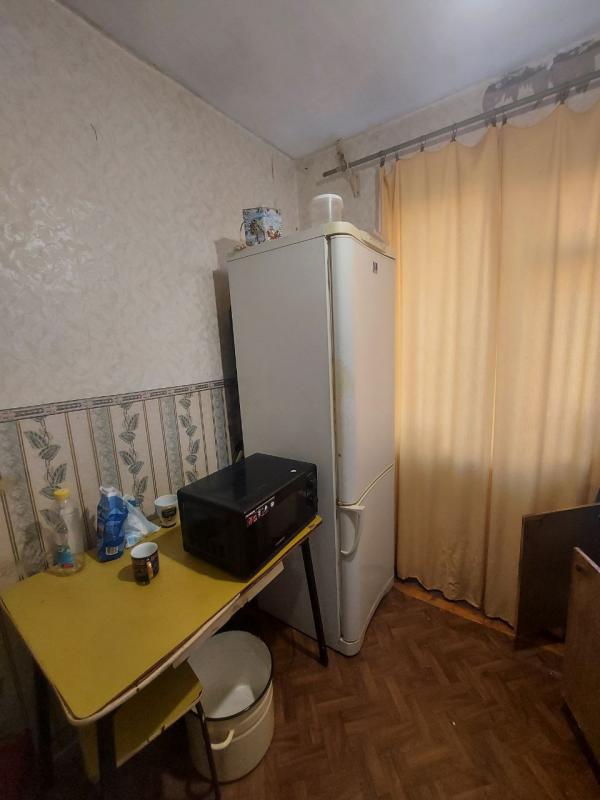 Продается 3-комнатная квартира по адресу: г. - Новотроицк