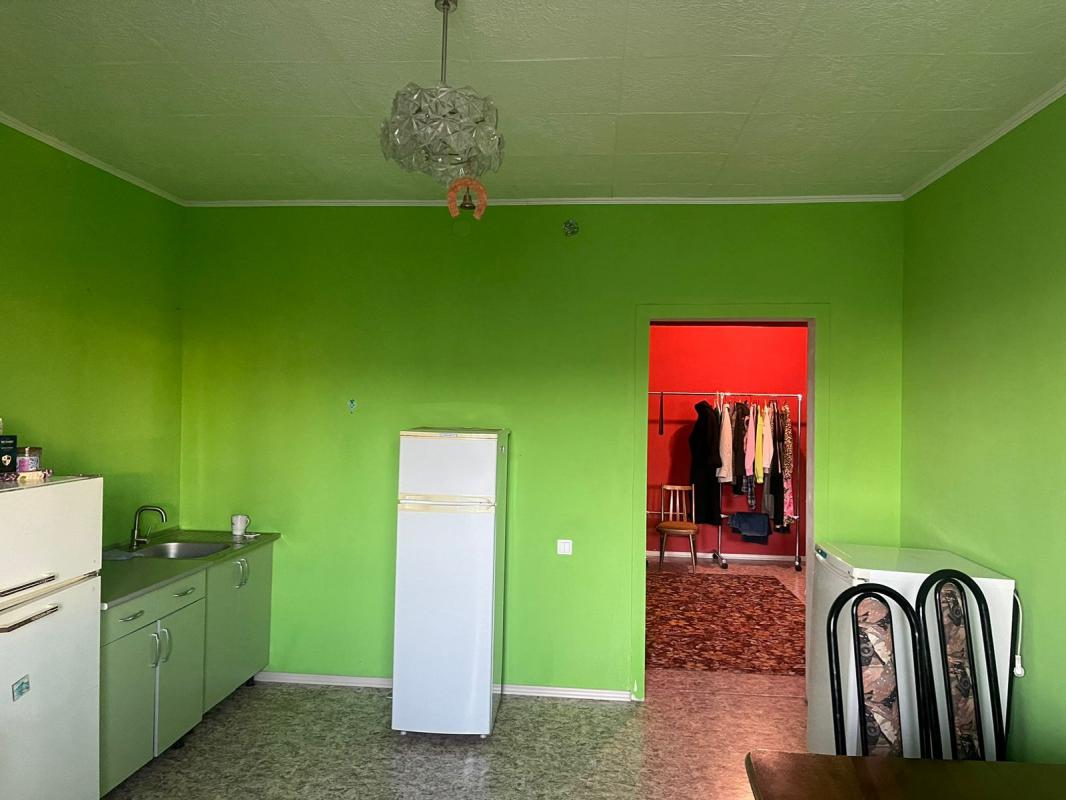 🌟 Продается уникальная 2-комнатная квартира! 🌟

🏢 По адресу: пр. - Новотроицк