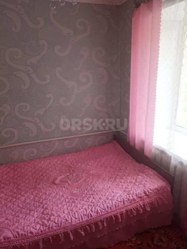 Продаю 3-х комнатную квартиру( маломерка), общей площадью 44 кв. - Орск