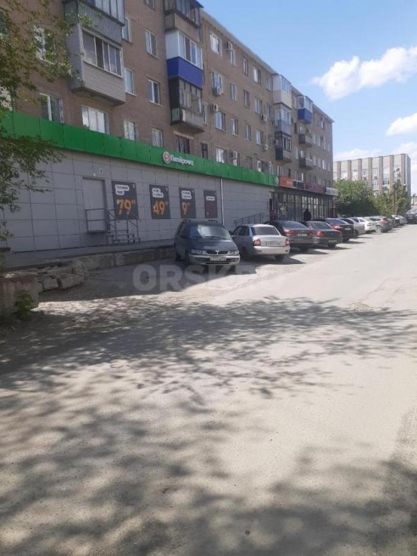 Сдается в аренду помещение872 кв/м.+подвал637 кв/м. - Орск