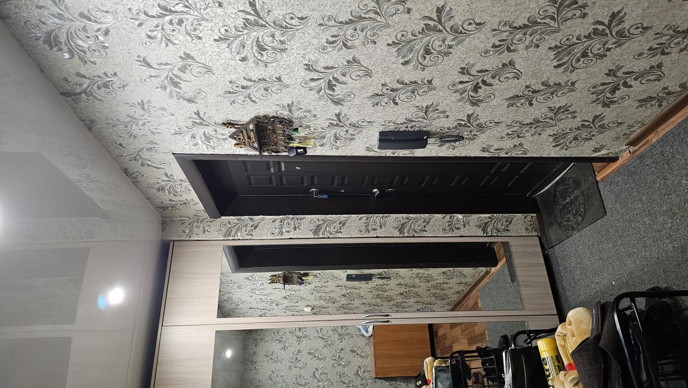 Продаётся квартира на 3-м этаже. - Новотроицк