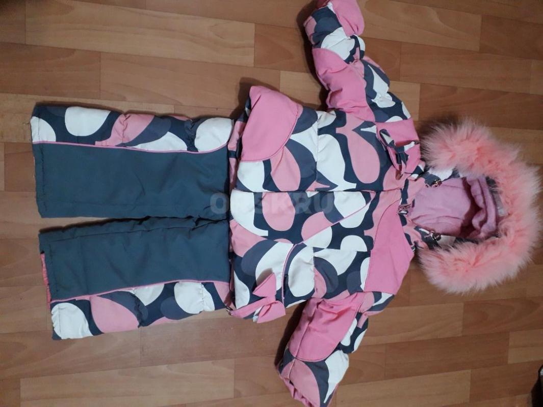 для девочки с рождения: 1-3)комбинезон 0-2г=600р; 2)зимний комбинезон (подклад не отстегивается)=450 - Орск