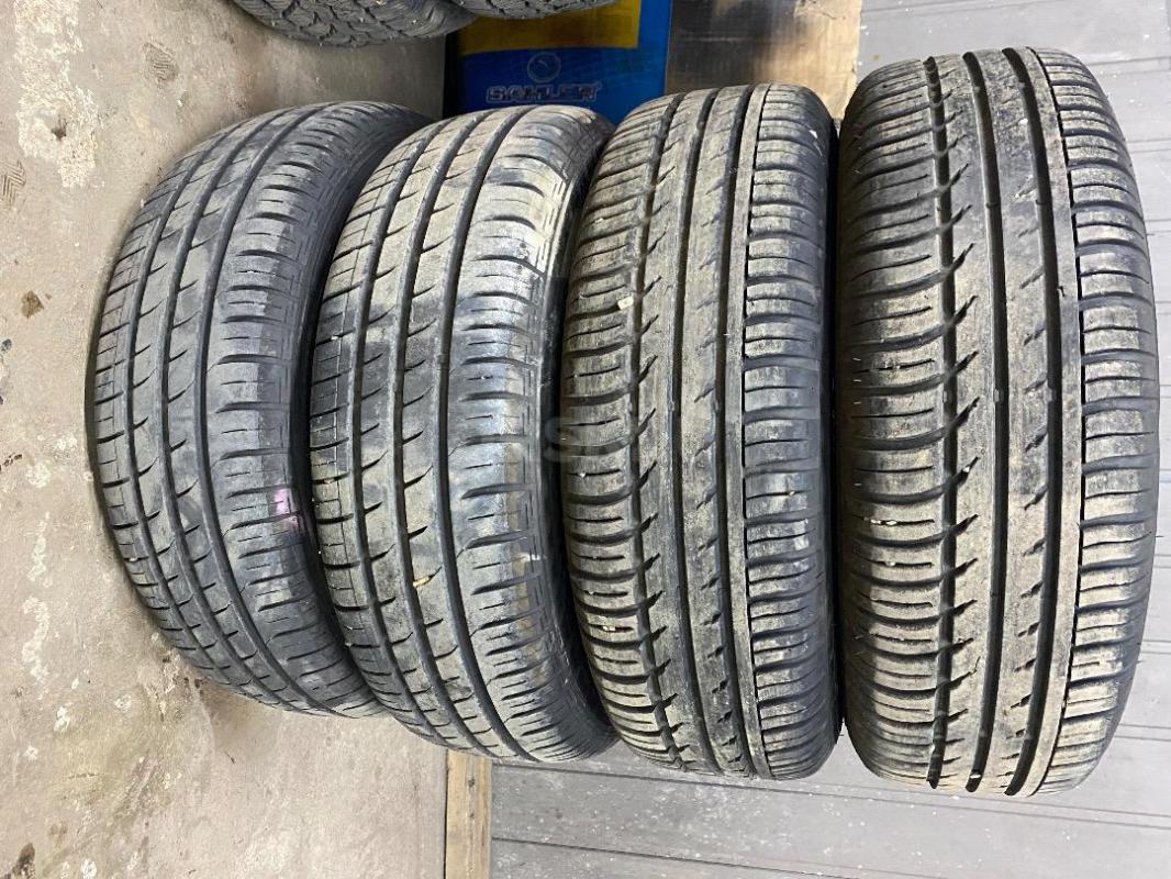 R13 и R14: Продам  комплект зимних колес R13 на ВАЗовских дисках , все шипы на месте, Отбалансирован - Орск