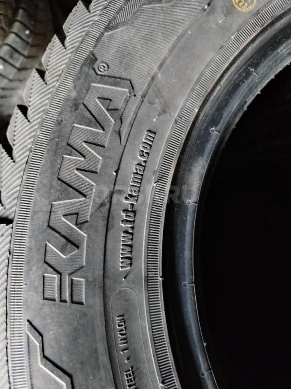 Комплект зимних шин Кама 175/70 R13 в новом состоянии, в эксплуатации месяц, без торга - Орск