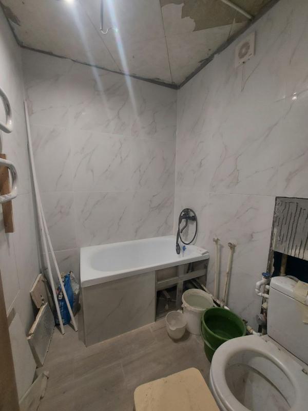 Продается 3-комнатная квартира по адресу: г. - Новотроицк