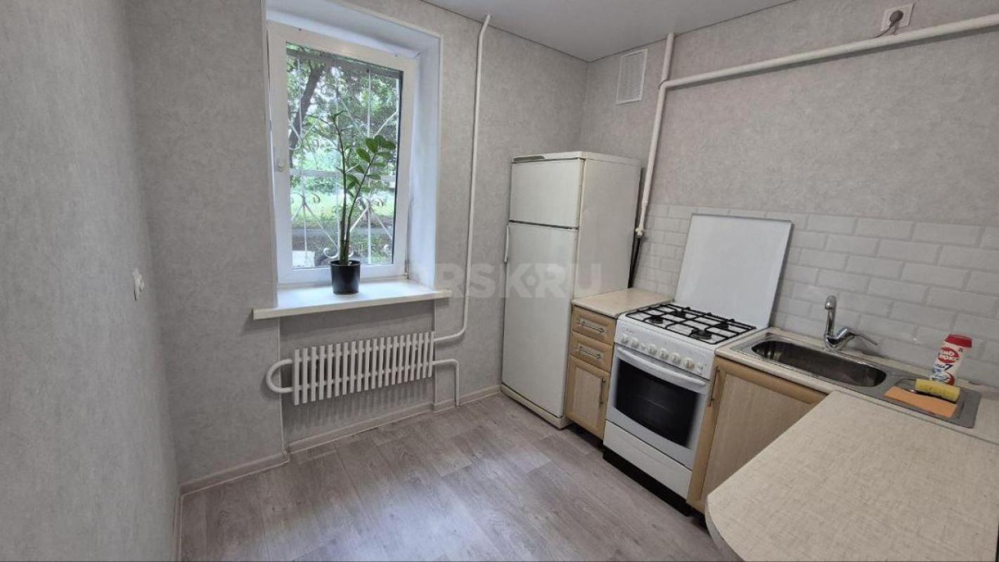 Продам однокомнатную квартиру, все вопросы по телефону. - Новотроицк