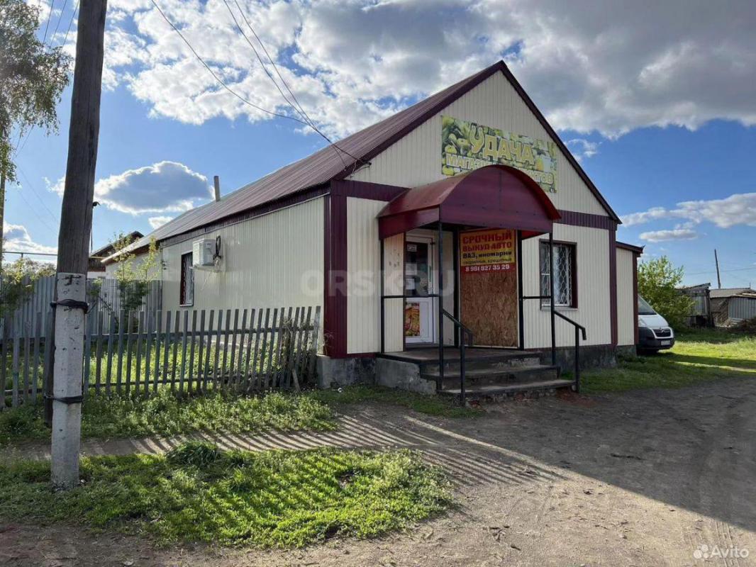 Продаётся действующий (готовый бизнес) продовольственный магазин в посёлке Майский Адамовского район - Адамовка
