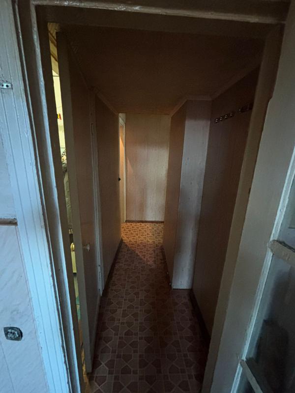 Представляю вашему вниманию 1 комнатную (Старого типа) светлую и просторную квартиру на 3 этаже в пр - Новотроицк